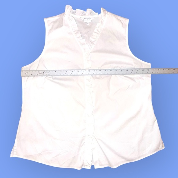 FOXCROFT NYC NON-IRON STRETCH RUFFLE BLOUSE - 18 White - Picture 4 of 9